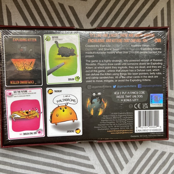 New! Exploding kittens card game - Picture 2 of 2